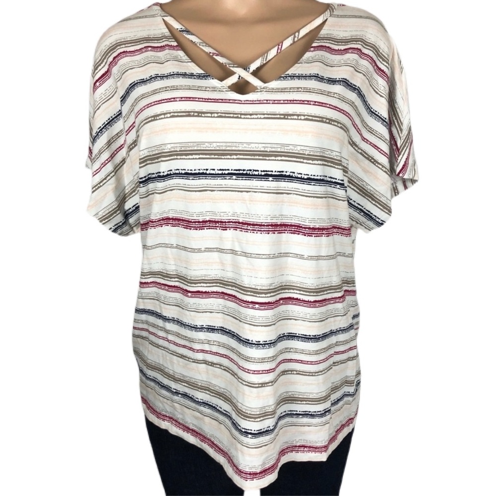 Chicos Zenergy Top V-Neckline White Striped Tee